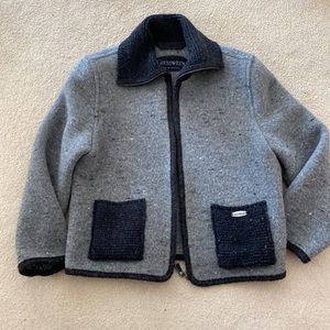 Giesswein 100% wool gray women’s Austrian jacket size 6/36 excellent condition